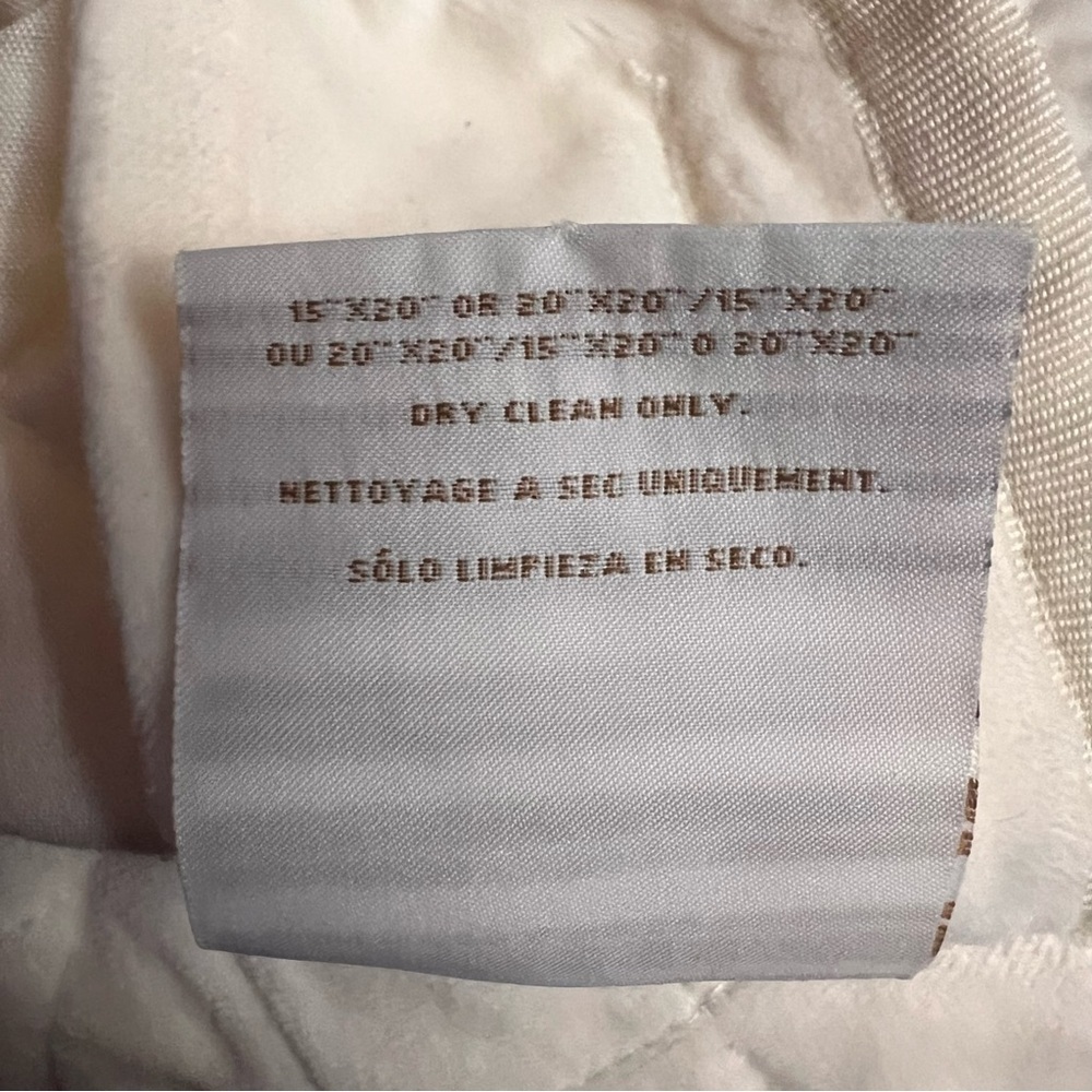 Lauren Ralph Lauren Home Collection Euro Pillow Shams, pre-owned cream 20x20 - Picture 5 of 5